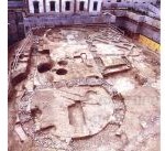 Chieri_tempio_ad_aula_aulica_con_abside_di_epoca_longobarda