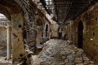 Crypta_Balbi