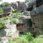 La-necropoli-di-Norchia-300x225