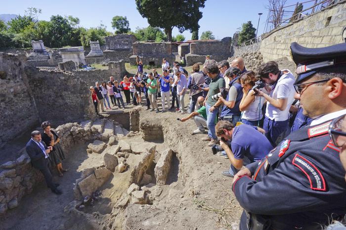 COD 82 8c6a746542ed868a0616f84f1bb80fcd