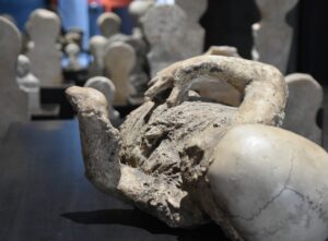 Calco-di-bambino-Sezione-Infazia-300x221